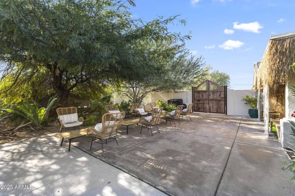 813 N 110TH Street, Mesa, AZ 85207