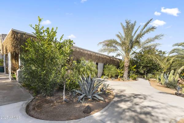 813 N 110TH Street, Mesa, AZ 85207