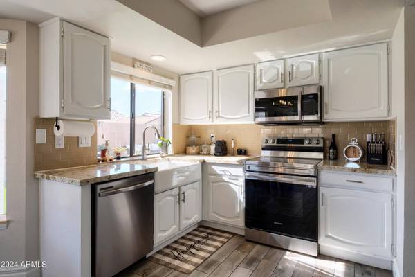 3207 E WESCOTT Drive, Phoenix, AZ 85050