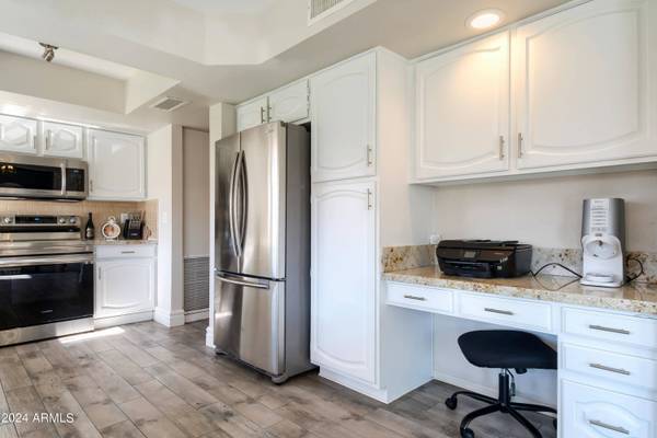 3207 E WESCOTT Drive, Phoenix, AZ 85050