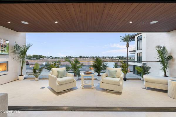 6587 N PALMERAIE Boulevard #2015, Paradise Valley, AZ 85253