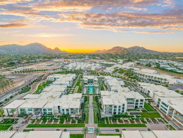 6587 N PALMERAIE Boulevard #2015, Paradise Valley, AZ 85253
