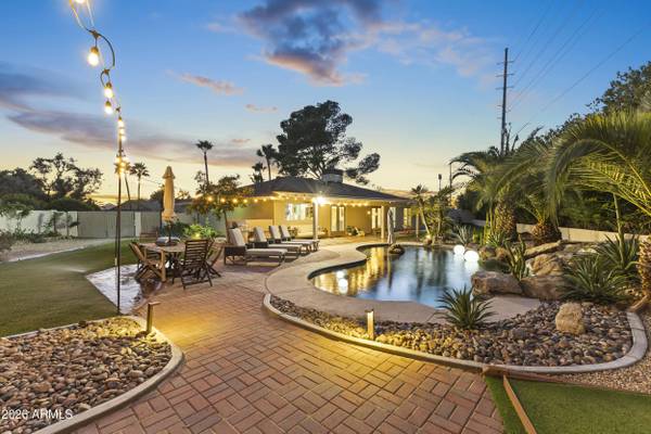 7540 E CANNON Drive, Scottsdale, AZ 85258