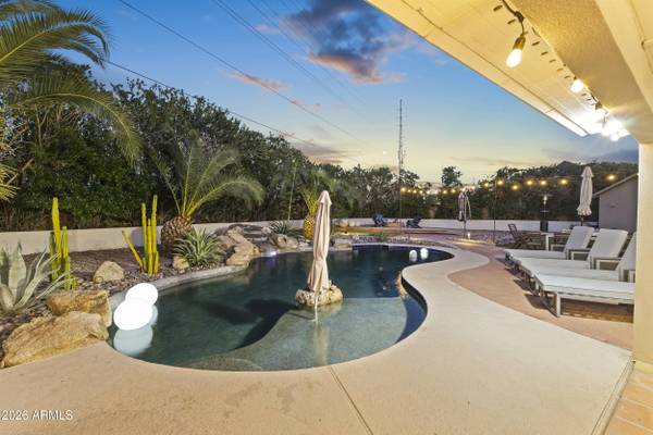 7540 E CANNON Drive, Scottsdale, AZ 85258