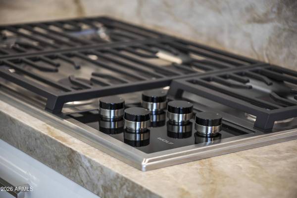 6587 N PALMERAIE Boulevard #2021, Paradise Valley, AZ 85253