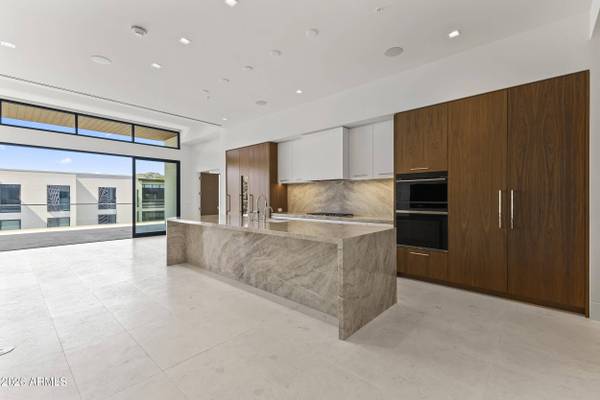 6587 N PALMERAIE Boulevard #3022, Paradise Valley, AZ 85253