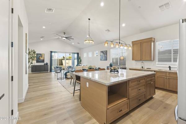 826 W 12TH Street, Tempe, AZ 85281