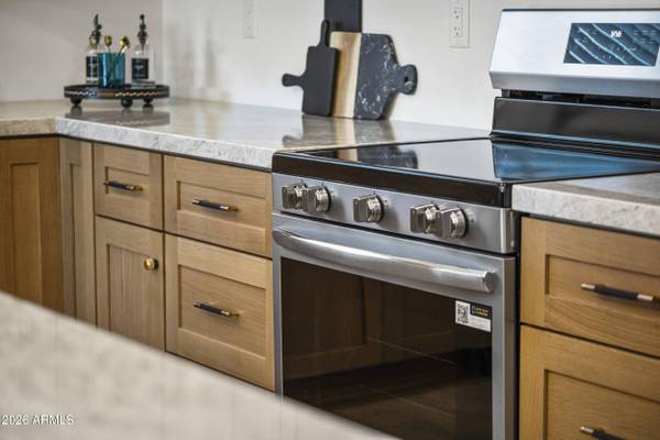 826 W 12TH Street, Tempe, AZ 85281