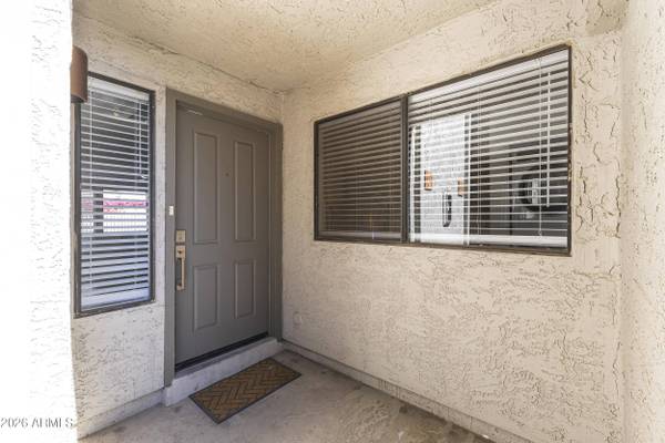 10055 E MOUNTAINVIEW LAKE Drive #1019, Scottsdale, AZ 85258