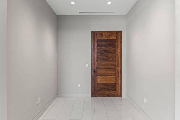 6587 N Palmeraie Boulevard #Unit 2003, Paradise Valley, AZ 85253