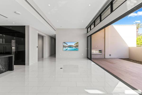 6587 N Palmeraie Boulevard #Unit 2003, Paradise Valley, AZ 85253