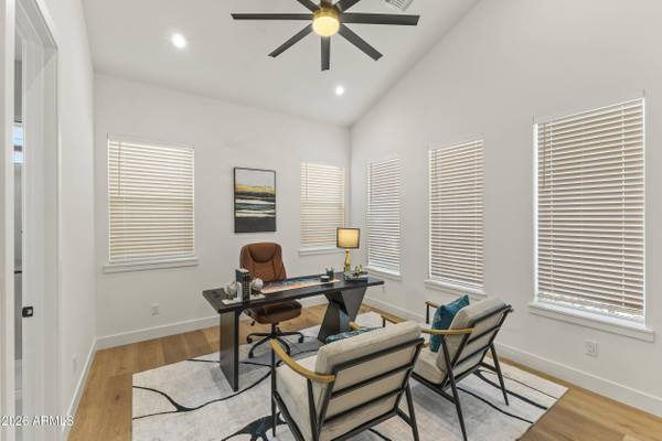 2009 E Don Carlos Avenue, Tempe, AZ 85281