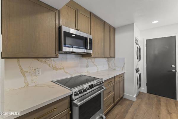 10055 E MOUNTAINVIEW LAKE Drive #1019, Scottsdale, AZ 85258