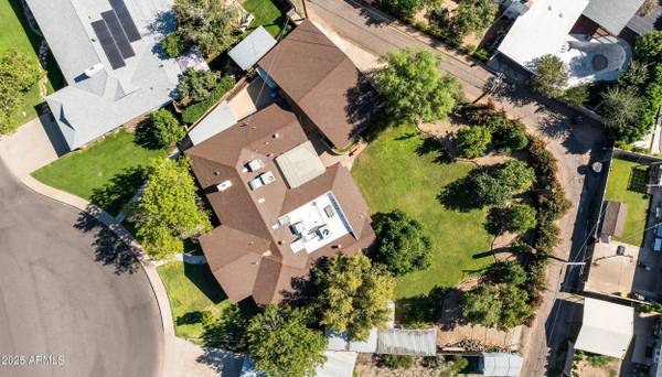 2047 W CAMBRIDGE Avenue, Phoenix, AZ 85009
