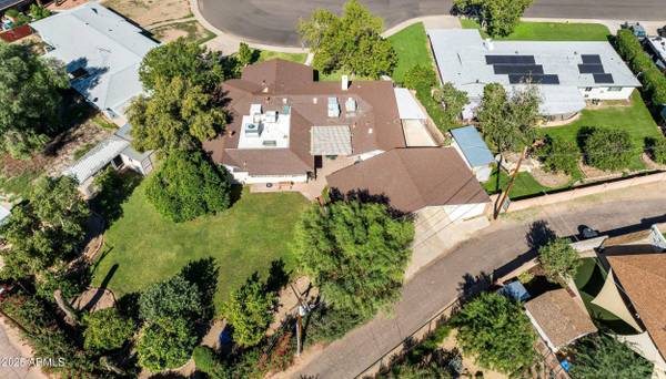 2047 W CAMBRIDGE Avenue, Phoenix, AZ 85009