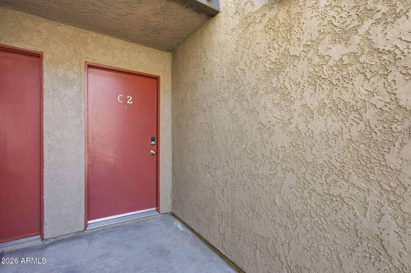 5525 E THOMAS Road #C2, Phoenix, AZ 85018