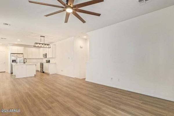 1635 E DOGWOOD Lane, Gilbert, AZ 85295