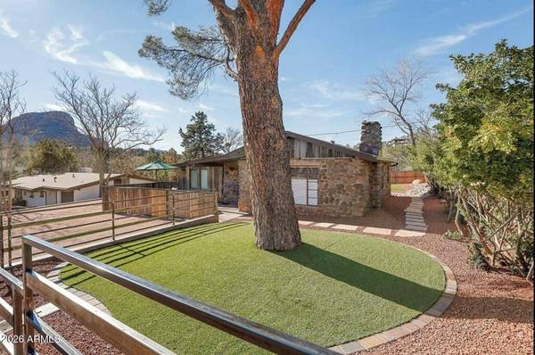 41 ROADRUNNER Lane