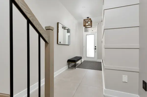 216 Squire Cres, Oakville, ON L6H 0L6