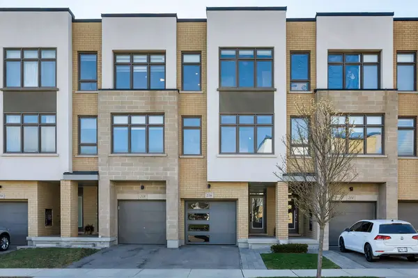 216 Squire Cres, Oakville, ON L6H 0L6