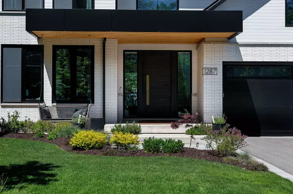Oakville, ON L6H 2C6,1287 Hillview Cres