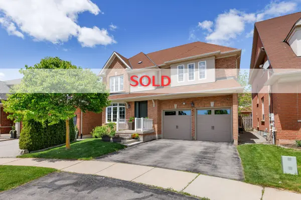 2277 Blue Oak Cir, Oakville, ON L6M 5J4