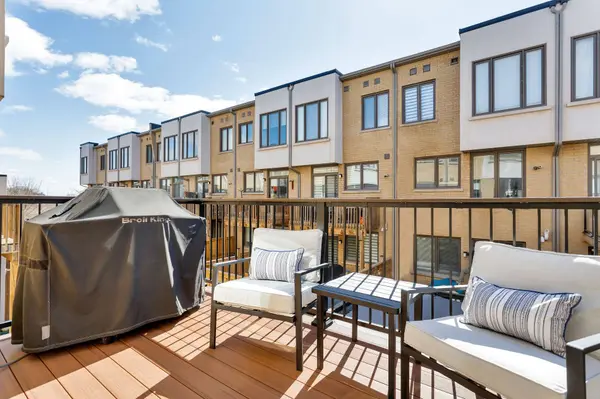 216 Squire Cres, Oakville, ON L6H 0L6