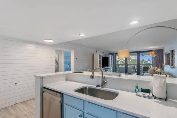 291 Scenic Gulf DR #308, Miramar Beach, FL 32550