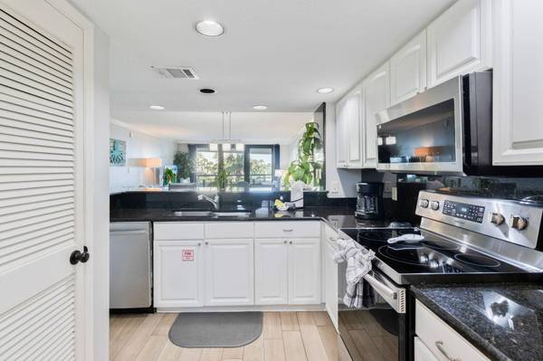 291 Scenic Gulf DR #UNIT 208, Miramar Beach, FL 32550