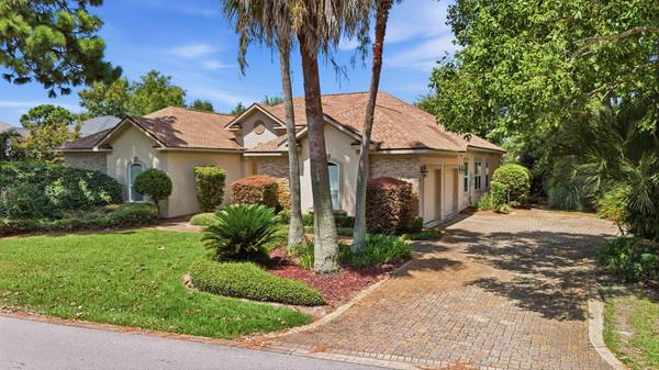 244 Tequesta DR, Destin, FL 32541