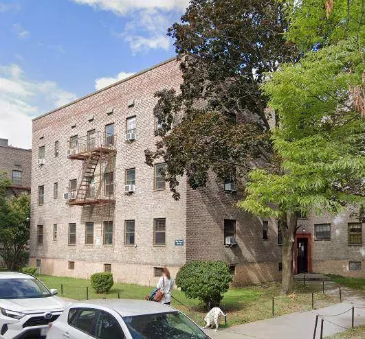 14415 78 RD #2D, Kew Garden Hills, NY 11367