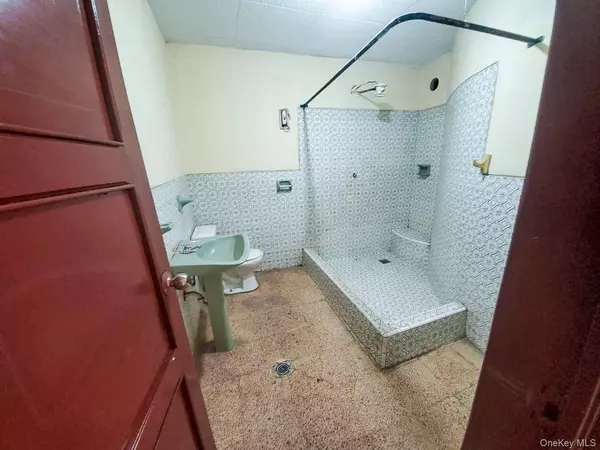 271 C. Escultor Ayabaca, Cuenca, Ecuador, Other, 010208