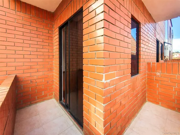 Pa. Milchichig 172/L:9 Cuenca, Ecuador, Call Listing Agent, 010209