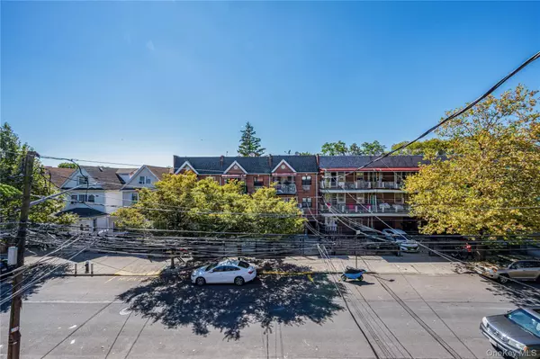 53-37 97 ST, Corona, NY 11368