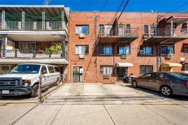 53-37 97 ST, Corona, NY 11368