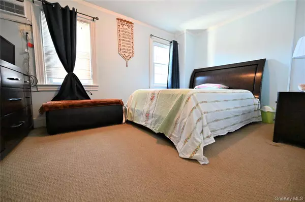 40-29 81 ST, East Elmhurst, NY 11373