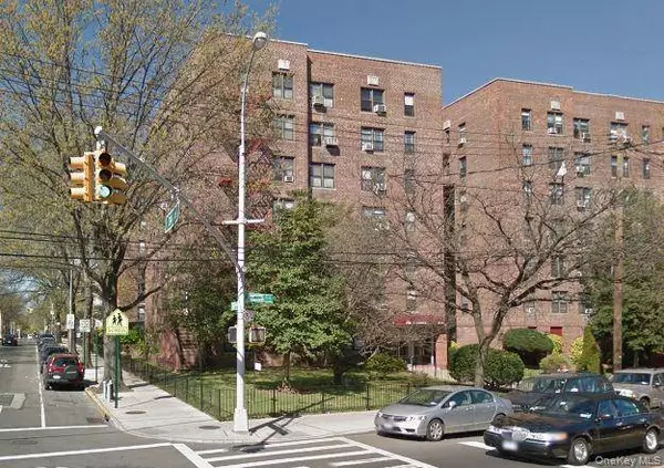 33-44 Junction BLVD #2V, Jackson Heights, NY 11372