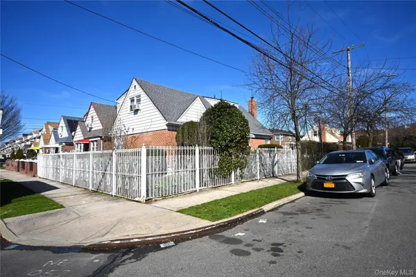 101-05 24th AVE, East Elmhurst, NY 11369