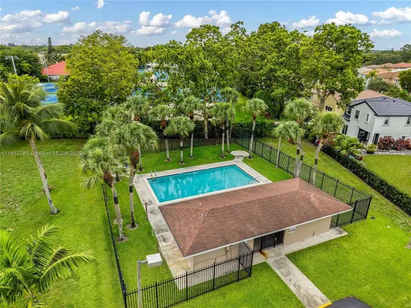 4167 Forest Hill Dr, Cooper City, FL 33026