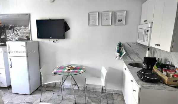 763 Pennsylvania Ave #331, Miami Beach, FL 33139