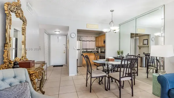2851 E Sunrise Lakes Dr #106, Sunrise, FL 33322