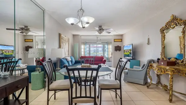2851 E Sunrise Lakes Dr #106, Sunrise, FL 33322
