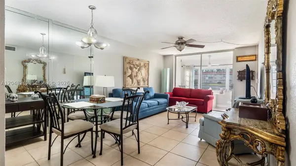 2851 E Sunrise Lakes Dr #106, Sunrise, FL 33322