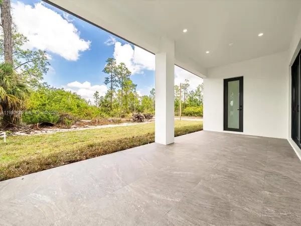 735 Chavers St, Lehigh Acres, FL 33974