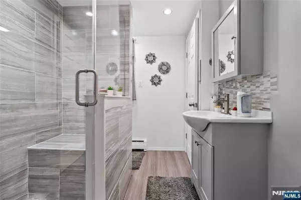 262 Union AVE, Paterson, NJ 07502