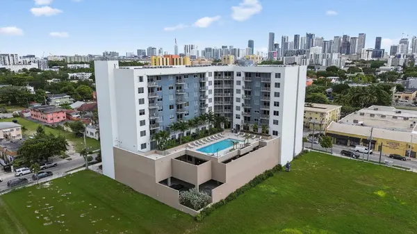 1110 NW 1st St, Miami, FL 33128-1003