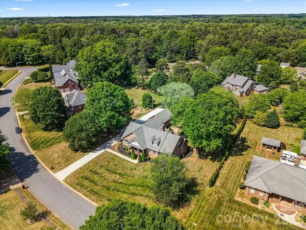 13815 Holgate Hill Dr, Mint Hill, NC 28227-7508
