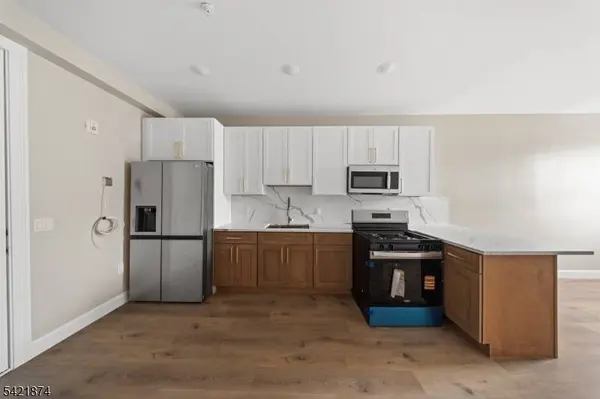 17-19 Wickham St #202, Passaic City, NJ 07055
