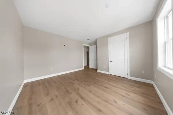 17 Wickham St #202, Passaic City, NJ 07055