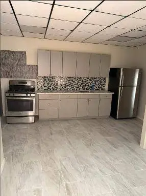 650 KENNEDY BLVD ##4